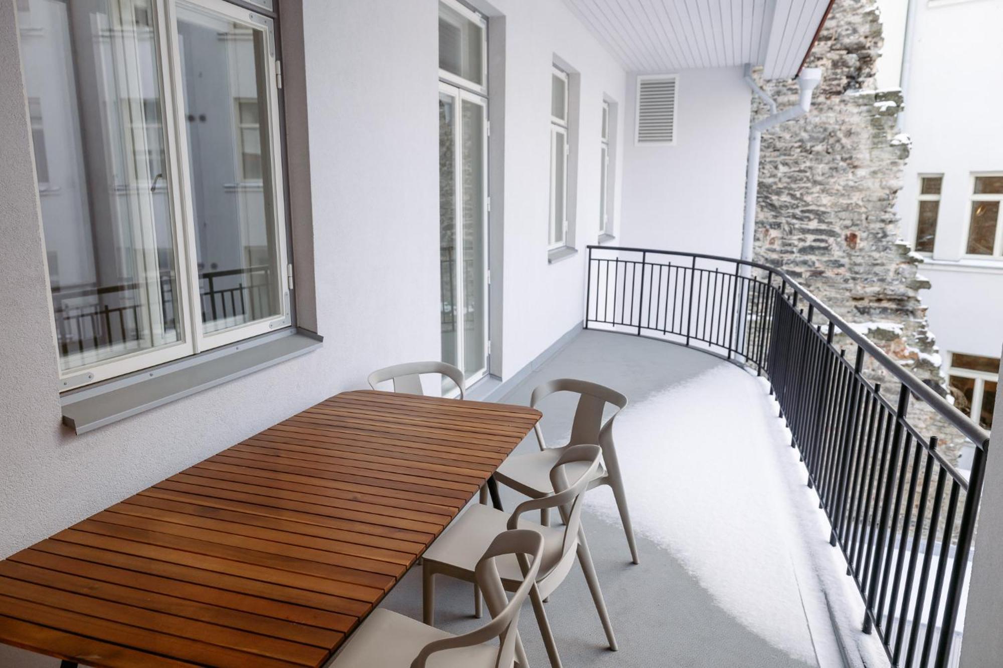 Hestia Apartments Barons Таллин Экстерьер фото