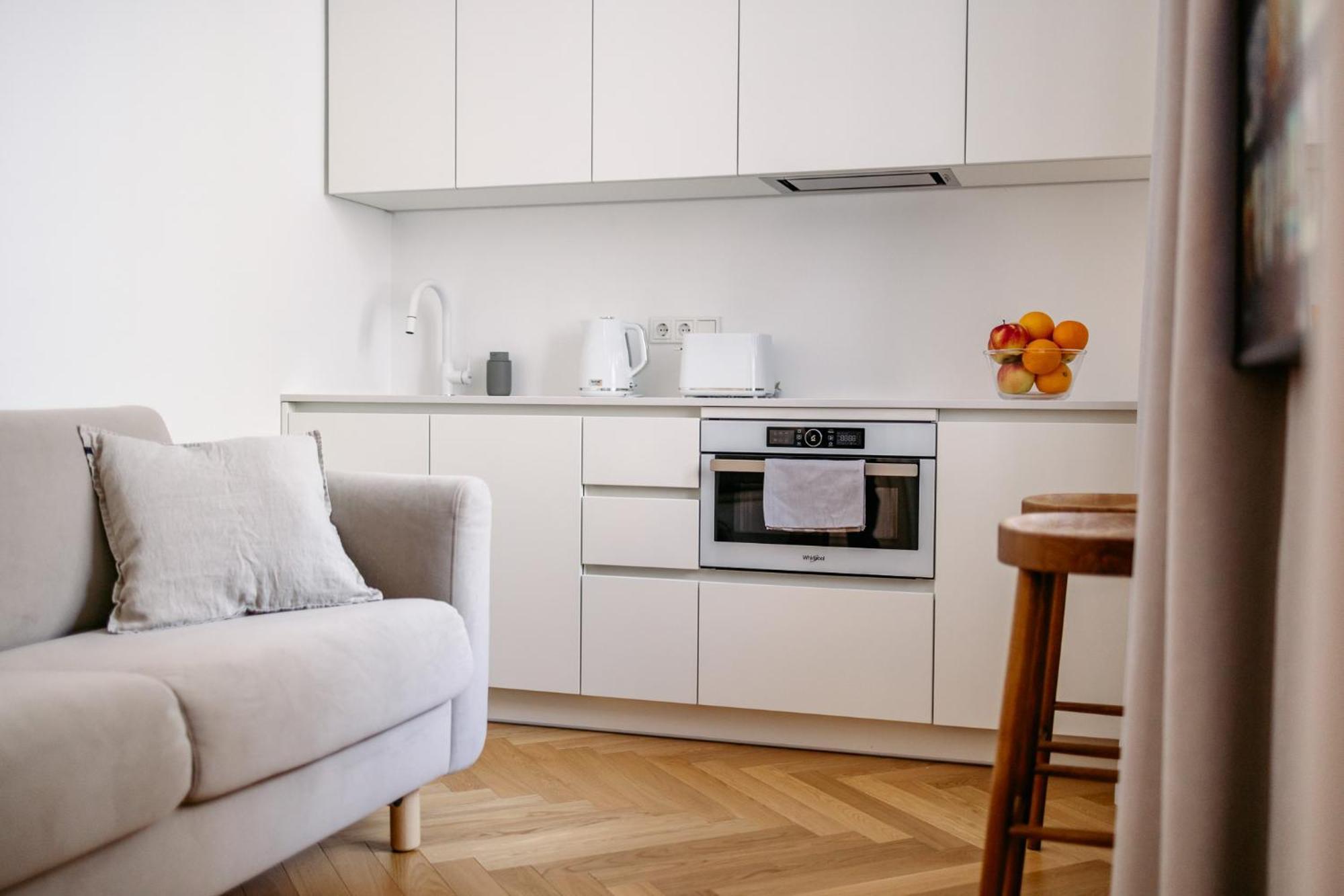 Hestia Apartments Barons Таллин Экстерьер фото